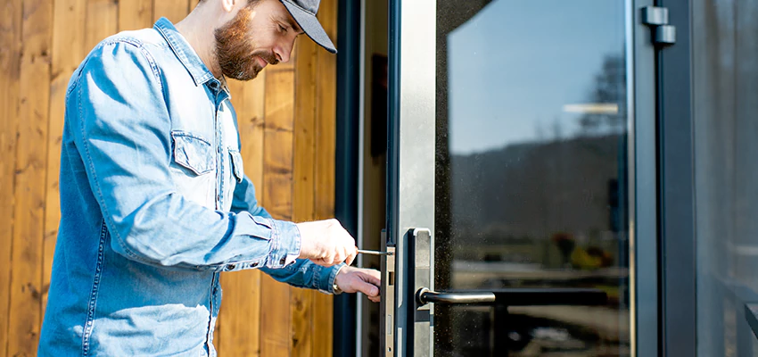Frameless Glass Storefront Door Locks Replacement in Alondra Park, CA