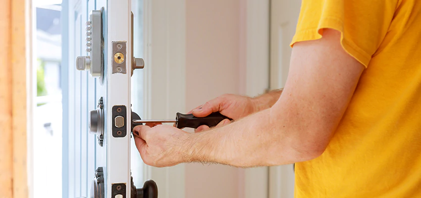 Eviction Locksmith For Key Fob Replacement Services in Alondra Park, CA